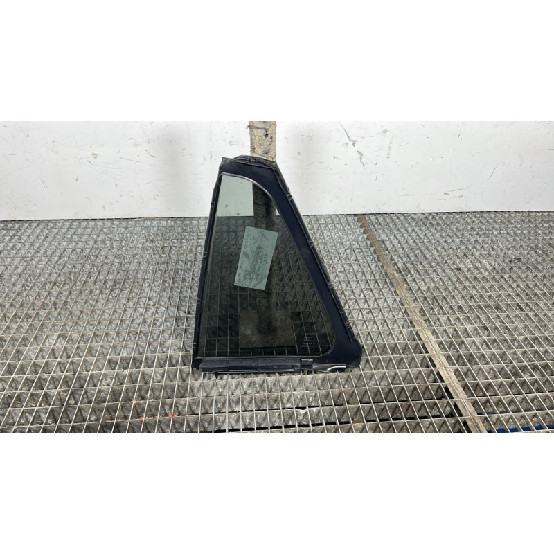 Custode arriere droit (porte) TOYOTA AVENSIS 3 Photo n°4