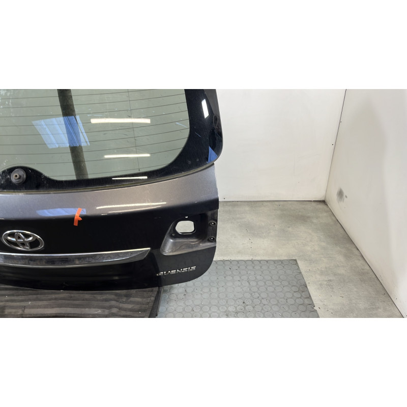 Malle/Hayon arriere TOYOTA AVENSIS 3 Photo n°5