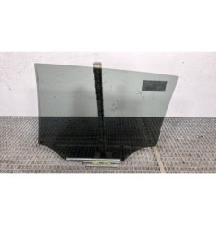 Vitre arriere droit TOYOTA AVENSIS 3
