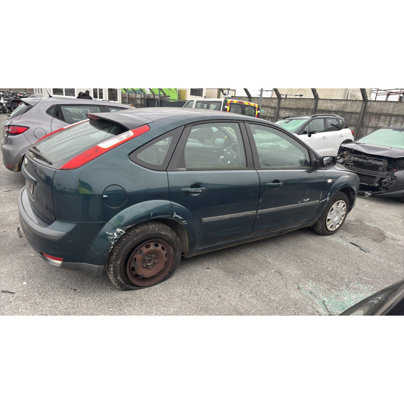 Pompe de direction FORD FOCUS 2 Photo n°9