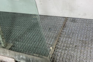 Vitre avant droit OPEL ZAFIRA B