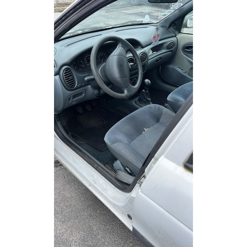 Cremaillere assistee RENAULT MEGANE 1 Photo n°8
