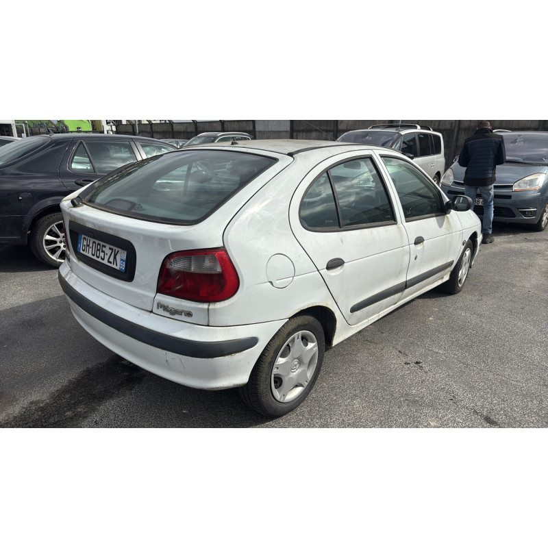 Cremaillere assistee RENAULT MEGANE 1 Photo n°16