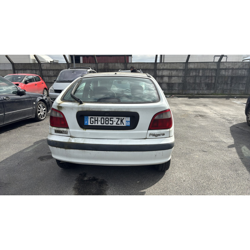 Cremaillere assistee RENAULT MEGANE 1 Photo n°18