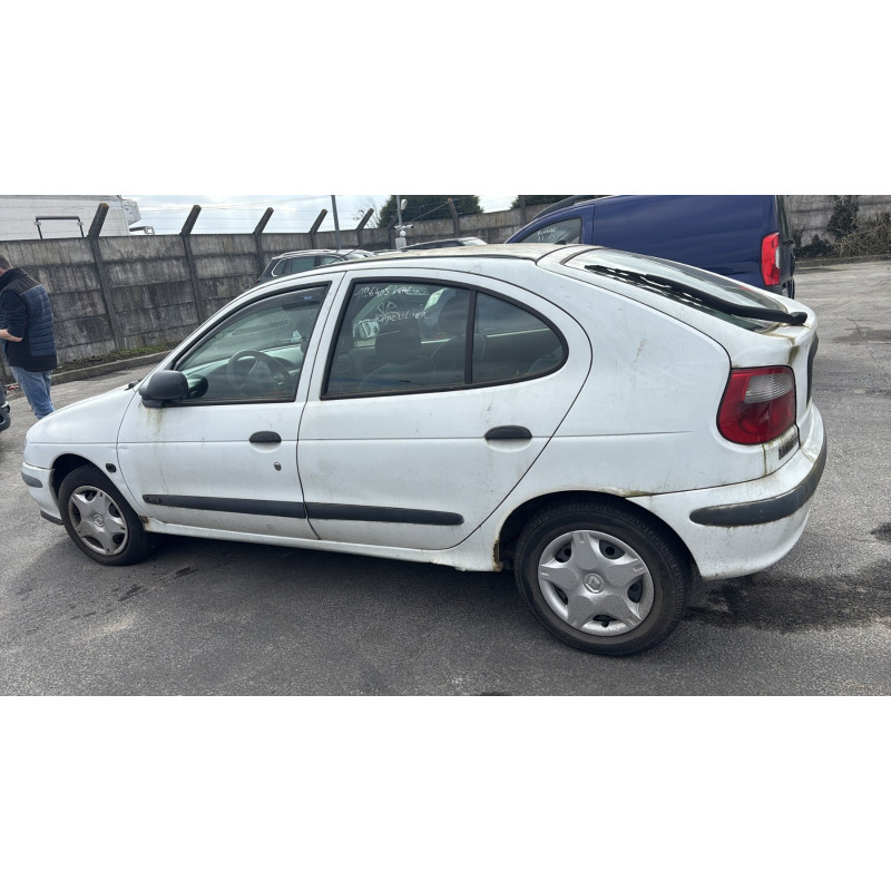 Cremaillere assistee RENAULT MEGANE 1 Photo n°20
