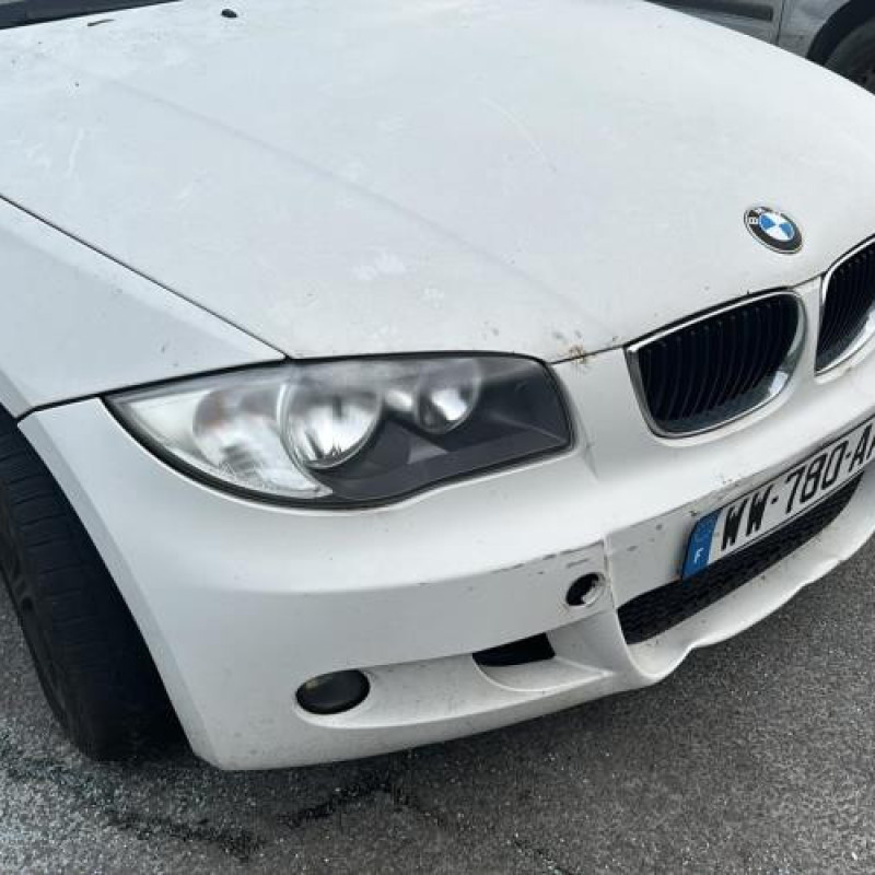 Bloc ABS (freins anti-blocage) BMW SERIE 1 E81 Photo n°4
