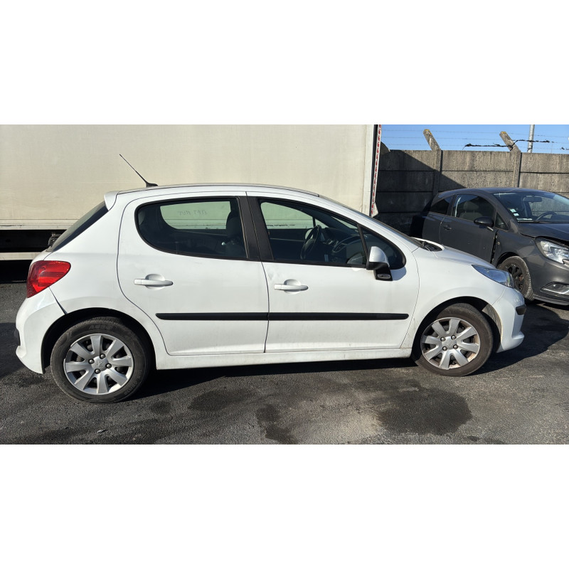Pretensionneur de ceinture avant droit PEUGEOT 207 Photo n°12