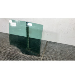 Vitre arriere droit RENAULT CLIO 3