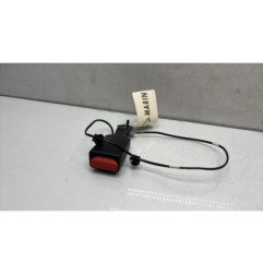 Attache ceinture avant droit DACIA SANDERO 2