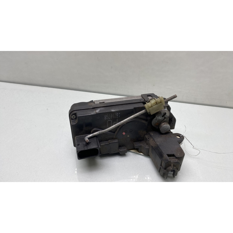 Serrure arriere gauche OPEL ASTRA H Photo n°2