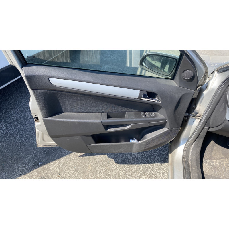 Serrure arriere gauche OPEL ASTRA H Photo n°13