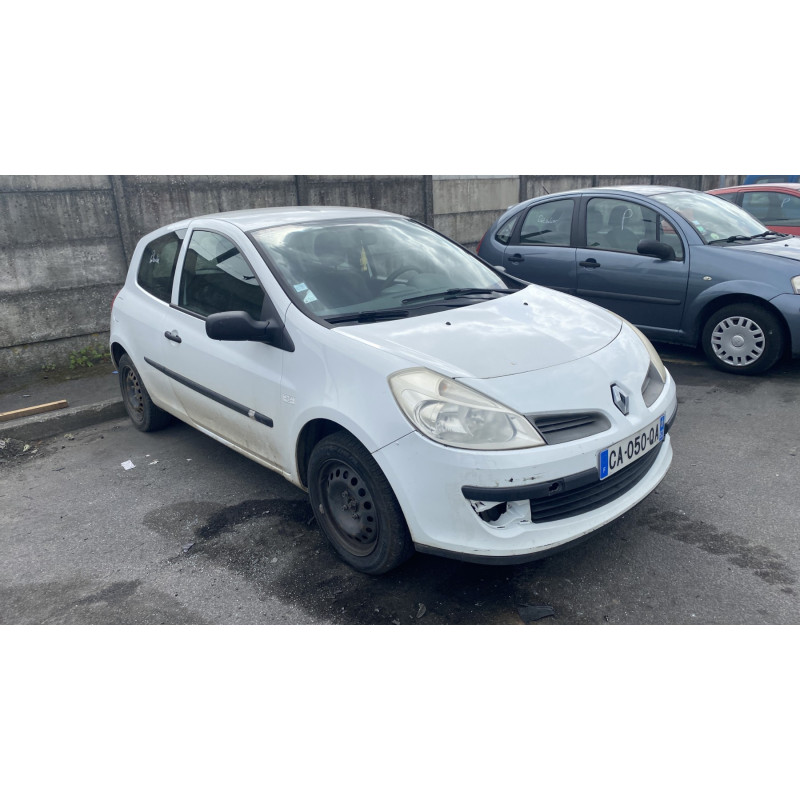 Leve vitre electrique avant gauche RENAULT CLIO 3 Photo n°11