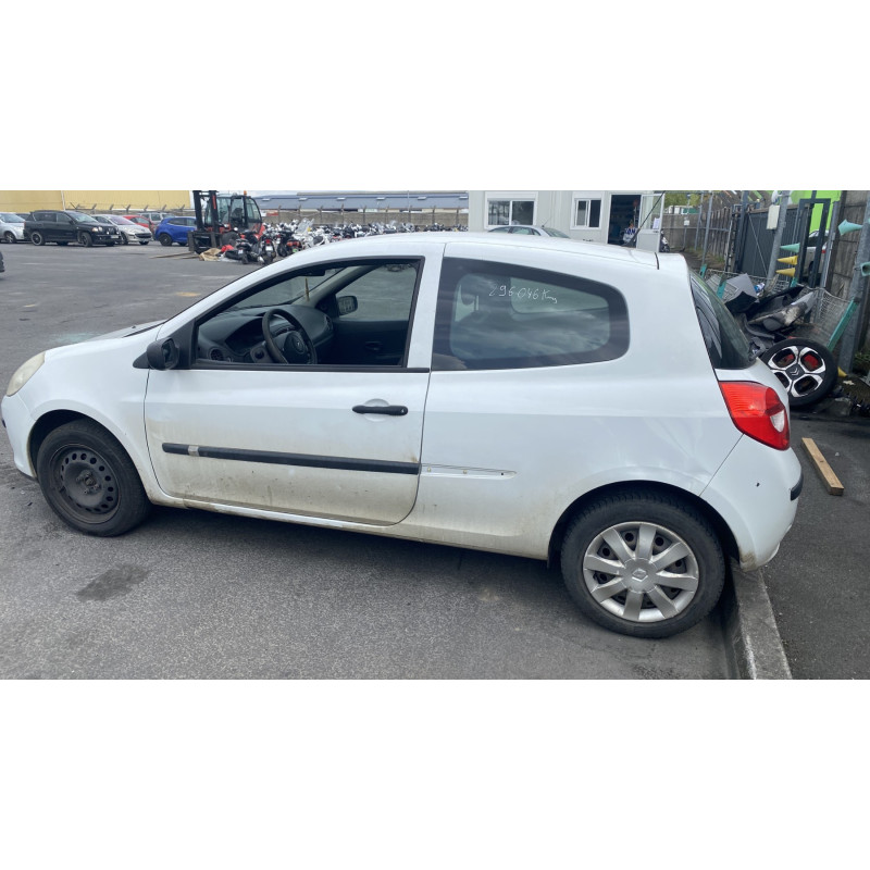 Leve vitre electrique avant gauche RENAULT CLIO 3 Photo n°15