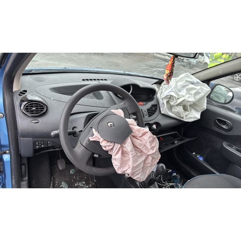 Feu arriere secondaire droit (feux) RENAULT TWINGO 2 Photo n°16