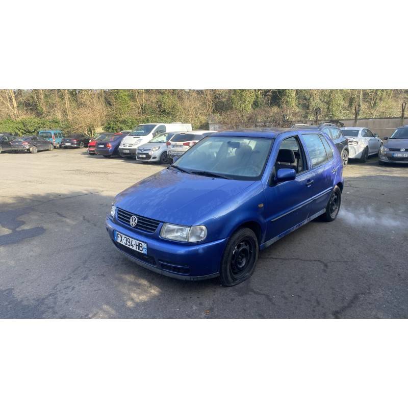 Vitre arriere gauche VOLKSWAGEN POLO 3 Photo n°6