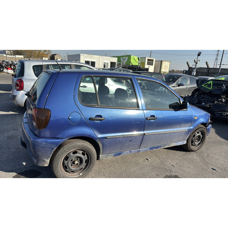 Vitre arriere gauche VOLKSWAGEN POLO 3 Photo n°13