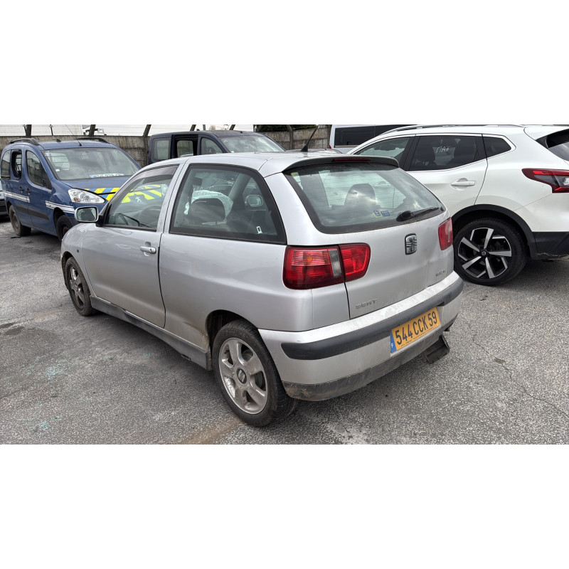 Feu arriere secondaire gauche (feux) SEAT IBIZA 2 Photo n°17