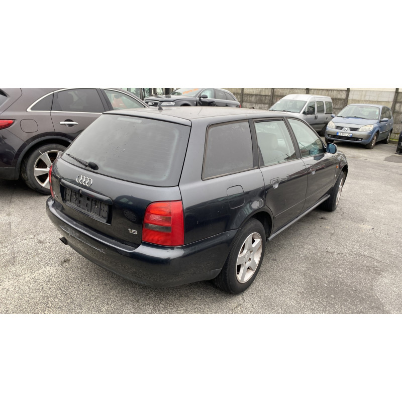 Feu arriere principal droit (feux) AUDI A4 1 Photo n°8