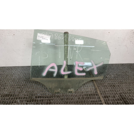 Vitre arriere gauche SEAT IBIZA 4 Photo n°1