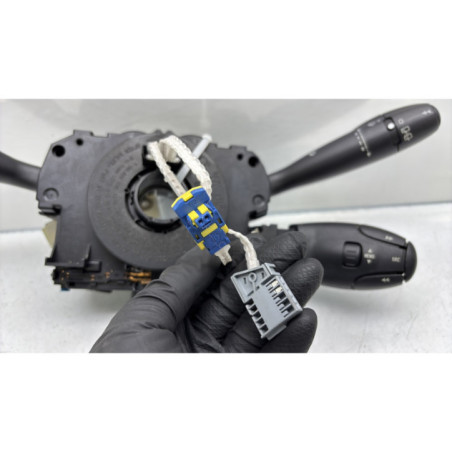 Com (Bloc Contacteur Tournant+Commodo Essuie Glace+Commodo Phare) CITROEN C3 1