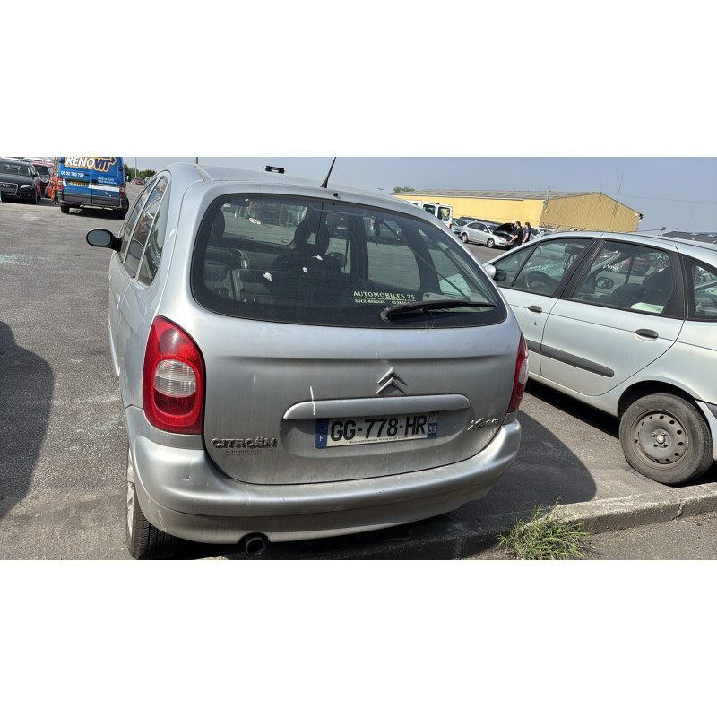 Porte avant droit CITROEN XSARA PICASSO Photo n°12
