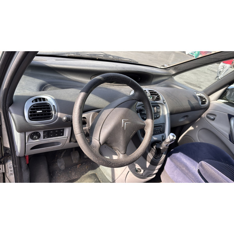 Porte avant droit CITROEN XSARA PICASSO Photo n°18