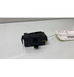 Bouton de warning DACIA DOKKER