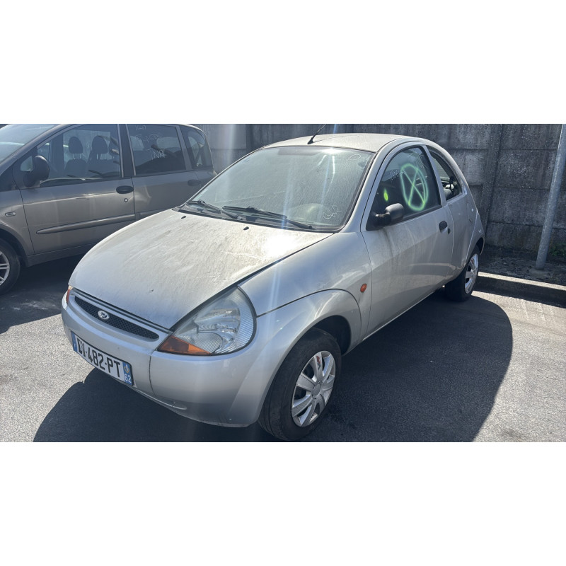 Attache ceinture avant gauche FORD KA 1 Photo n°5