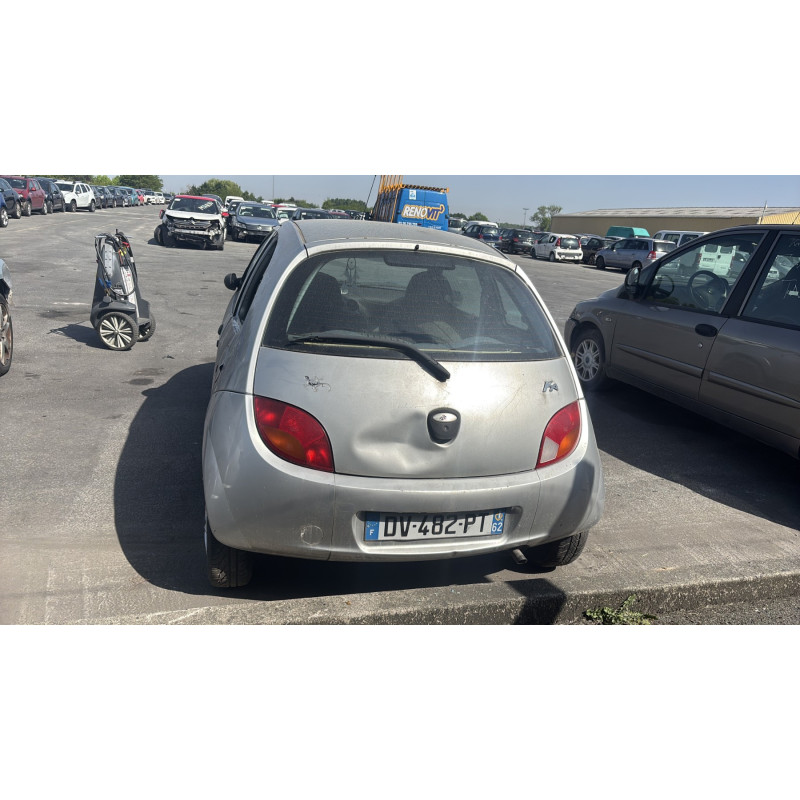 Attache ceinture avant gauche FORD KA 1 Photo n°6