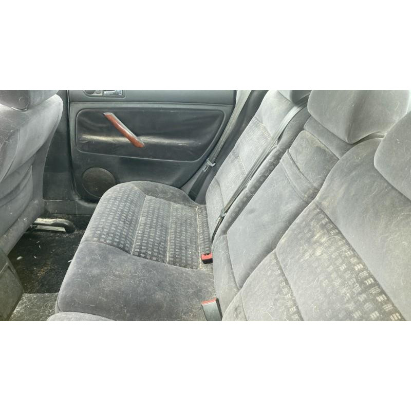 Pare choc arriere VOLKSWAGEN PASSAT 4 Photo n°10