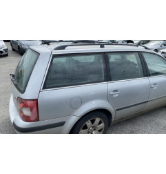 Feu arriere stop central VOLKSWAGEN PASSAT 4