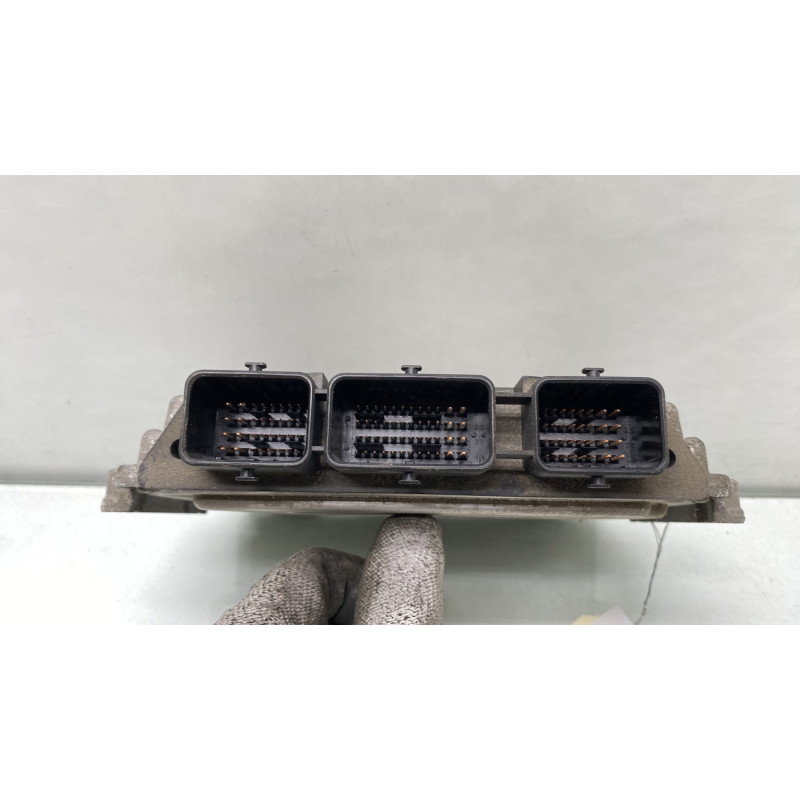Calculateur moteur PEUGEOT 207 Photo n°3