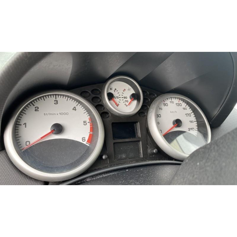 Calculateur moteur PEUGEOT 207 Photo n°11