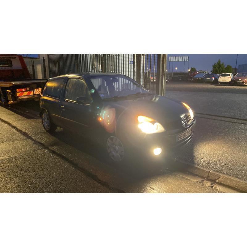 Aile avant gauche RENAULT CLIO 2 Photo n°6