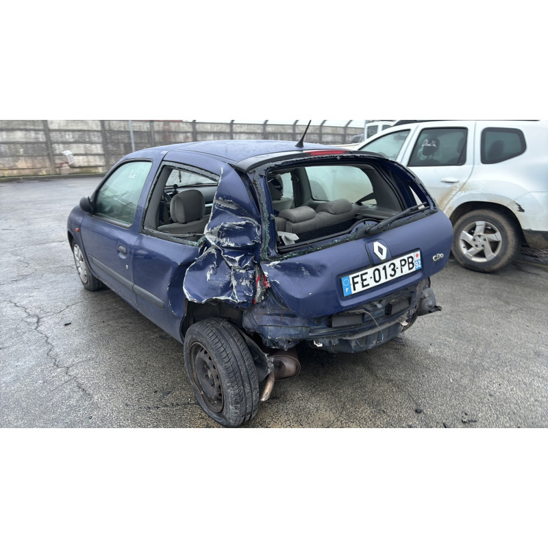 Aile avant gauche RENAULT CLIO 2 Photo n°18