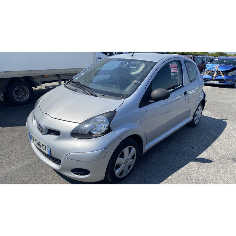 Porte avant droit TOYOTA AYGO 1 Photo n°9
