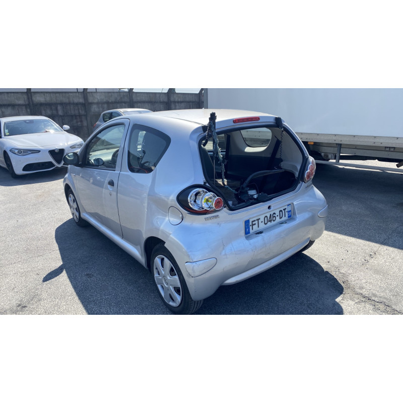 Porte avant droit TOYOTA AYGO 1 Photo n°12