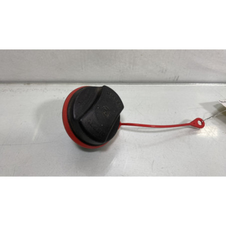 Bouchon de carburant OPEL ASTRA K Photo n°1