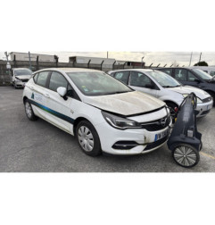 Attache ceinture avant droit OPEL ASTRA K
