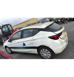 Attache ceinture avant droit OPEL ASTRA K