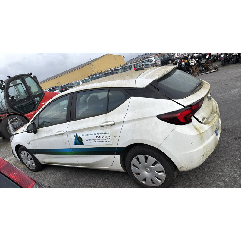 Attache ceinture avant droit OPEL ASTRA K Photo n°12