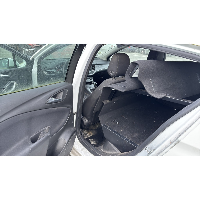 Attache ceinture avant droit OPEL ASTRA K Photo n°14