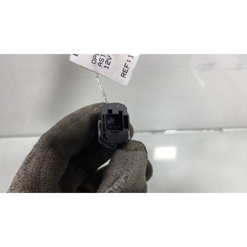 Bouton de warning OPEL ASTRA K Photo n°3