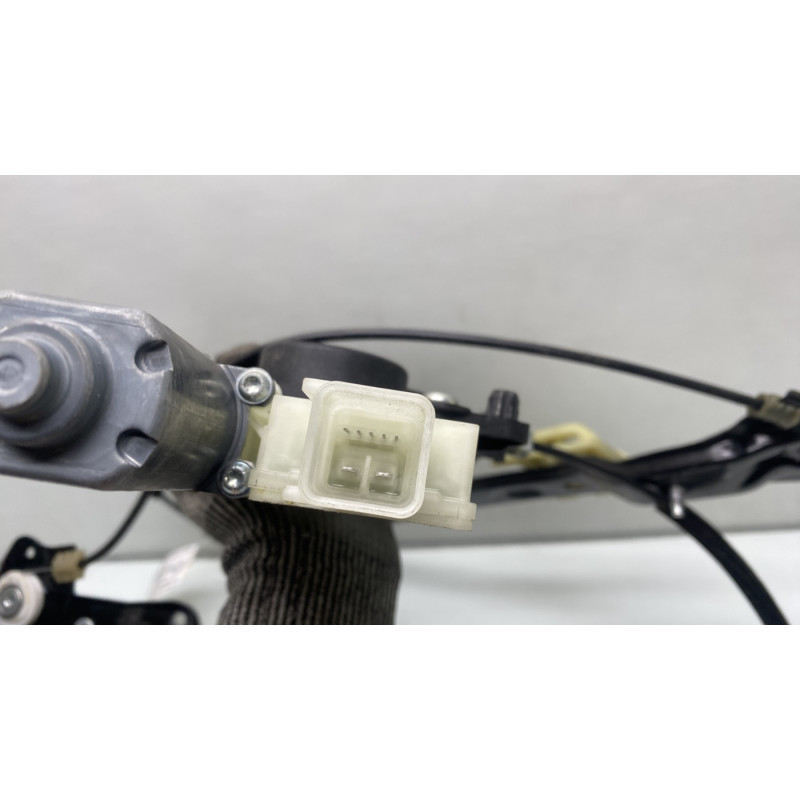 Leve vitre electrique avant gauche OPEL ASTRA K Photo n°7