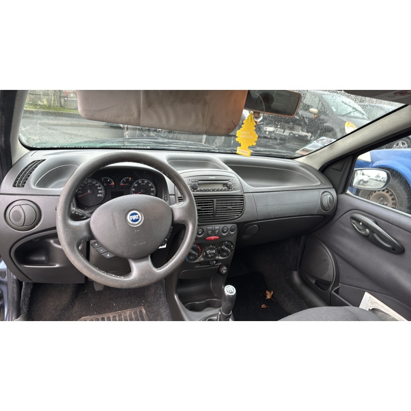 Vitre arriere gauche FIAT PUNTO 2 Photo n°17