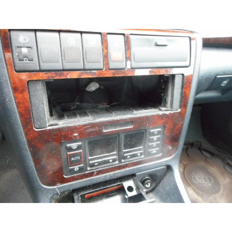 Glace retroviseur droit AUDI A4 1 Photo n°9