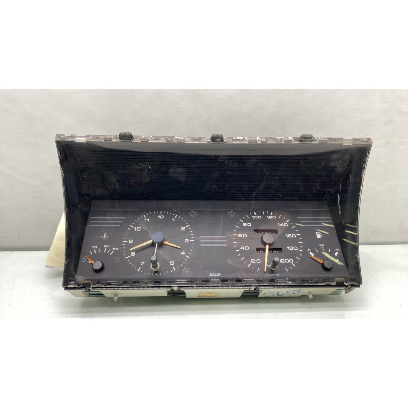 Compteur PEUGEOT 405 Photo n°1