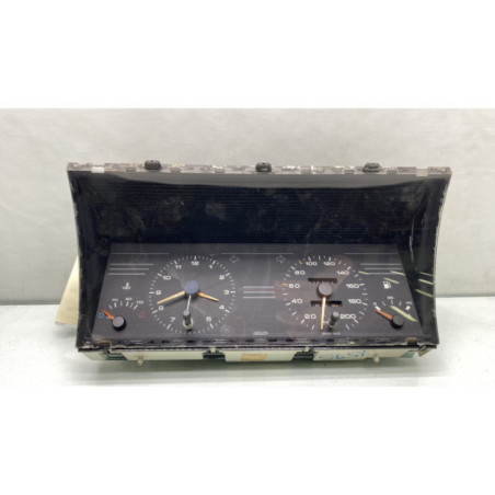 Compteur PEUGEOT 405 Photo n°1