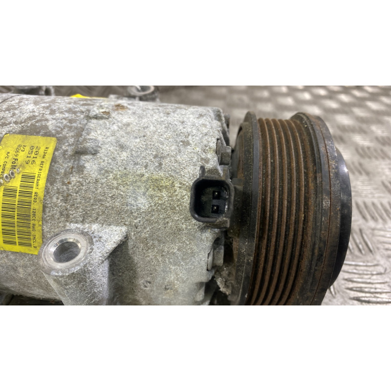 Compresseur clim FORD FIESTA 6 Photo n°3