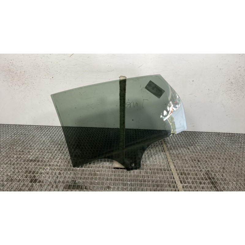 Vitre arriere droit FORD FOCUS 3 Photo n°5